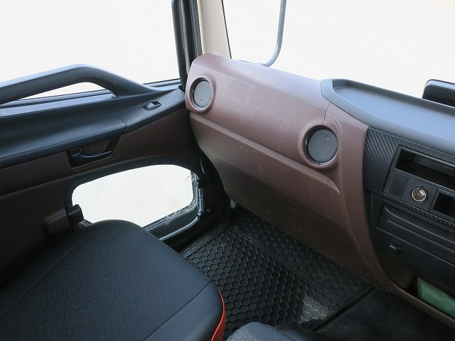 中古トラック 日野クレーン付平ボディ ＃17