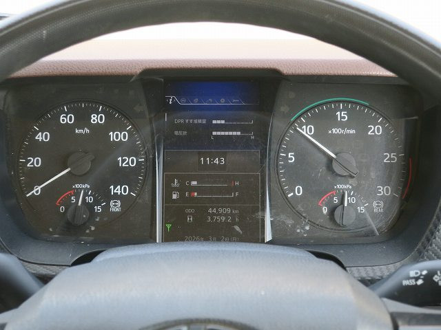 中古トラック 日野クレーン付平ボディ ＃18