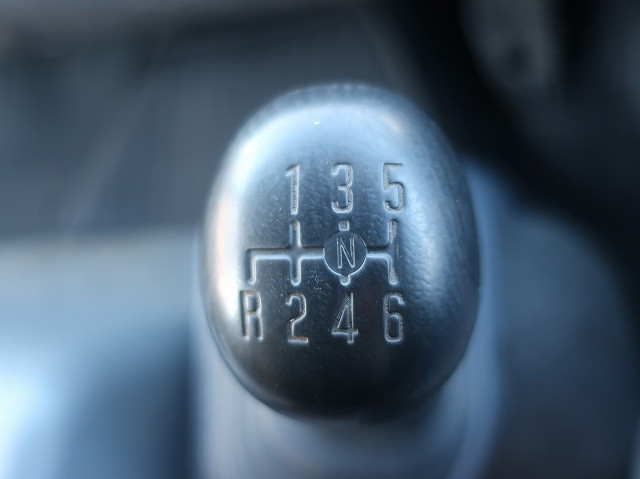 中古トラック いすゞクレーン付平ボディ ＃18