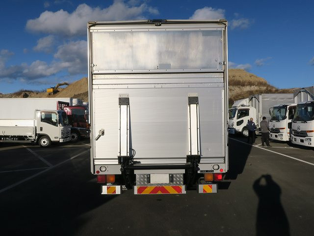 中古トラック UDトラックスアルミウィング ＃5