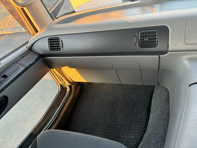 中古トラック 三菱ふそうトラクタヘッド ＃13