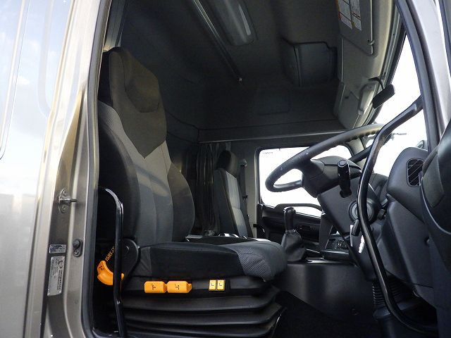 中古トラック 日野 プロフィア トラクタヘッド