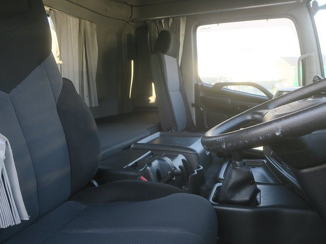 中古トラック 日野トラクタヘッド ＃13