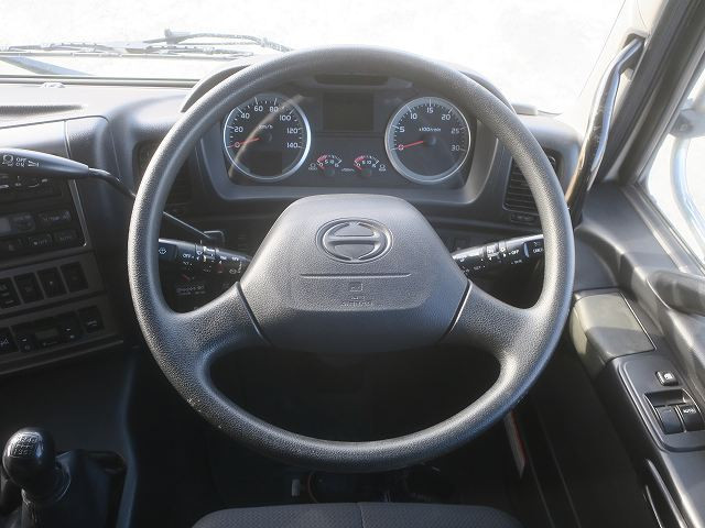 中古トラック 日野トラクタヘッド ＃16