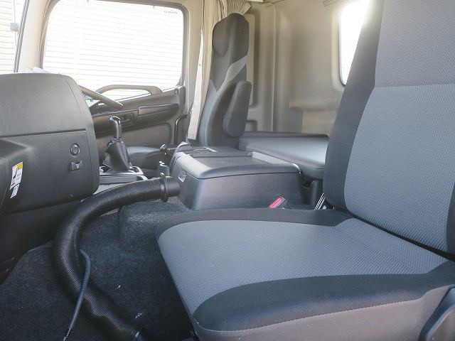 中古トラック 日野トラクタヘッド ＃22