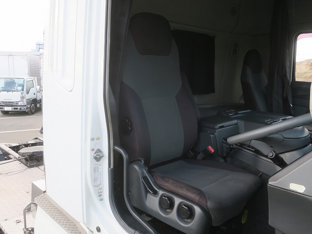 中古トラック 三菱ふそう スーパーグレート トラクタヘッド