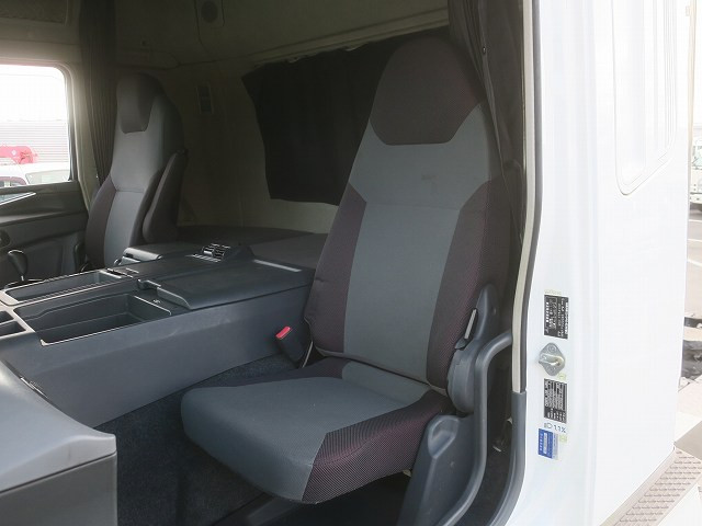 中古トラック 三菱ふそうトラクタヘッド ＃21