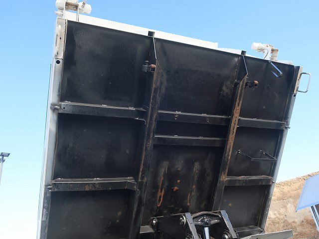 中古トラック いすゞダンプ ＃9