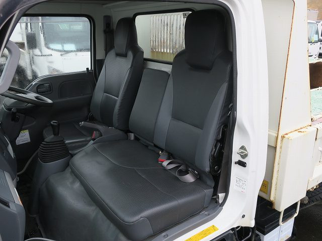 中古トラック いすゞ エルフ 3tダンプ