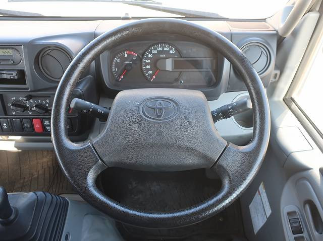 中古トラック トヨタ ダイナ3t平ボディ