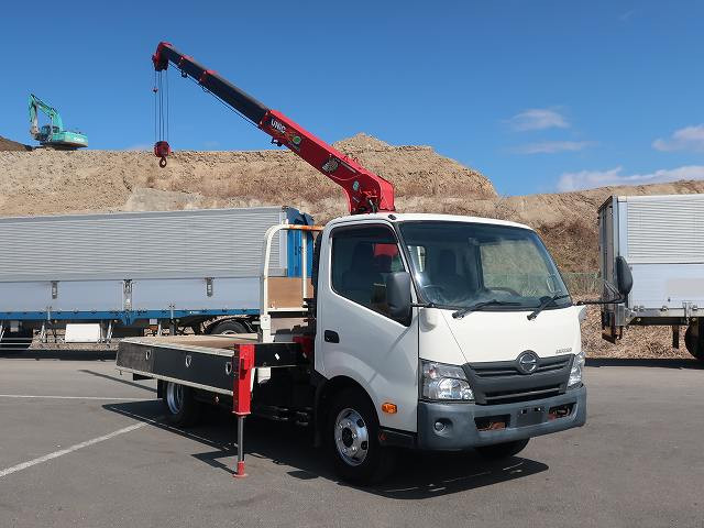 中古トラック 日野 デュトロ 3tクレーン付平ボディ