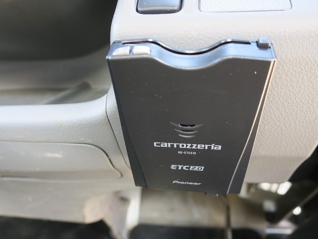 中古トラック 日野 デュトロ 3tクレーン付平ボディ