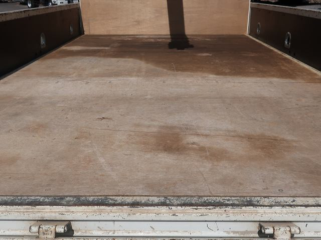 中古トラック 日野クレーン付平ボディ ＃9