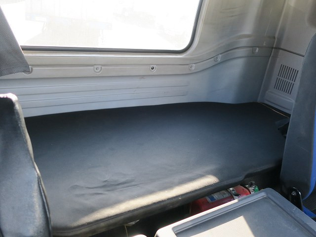 中古トラック いすゞトラクタヘッド ＃24