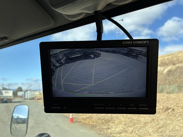 中古トラック 三菱ふそう キャンター 2tアルミバン