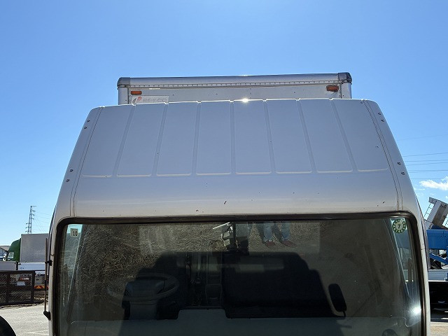 中古トラック 三菱ふそう キャンター 2tアルミバン