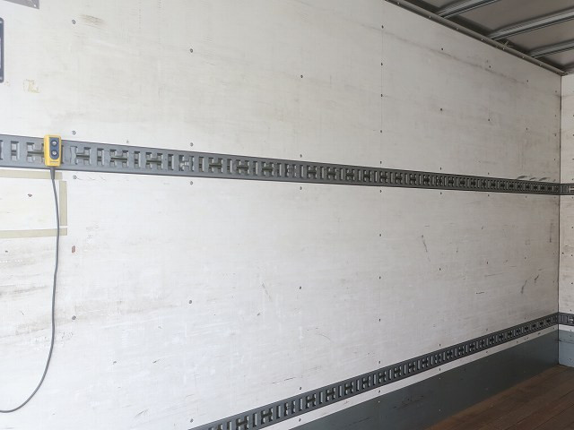 中古トラック 三菱ふそうアルミバン ＃9