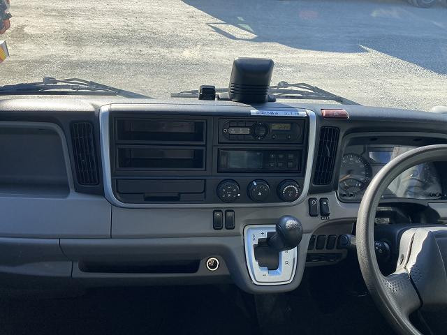 中古トラック 三菱ふそう冷凍バン ＃15