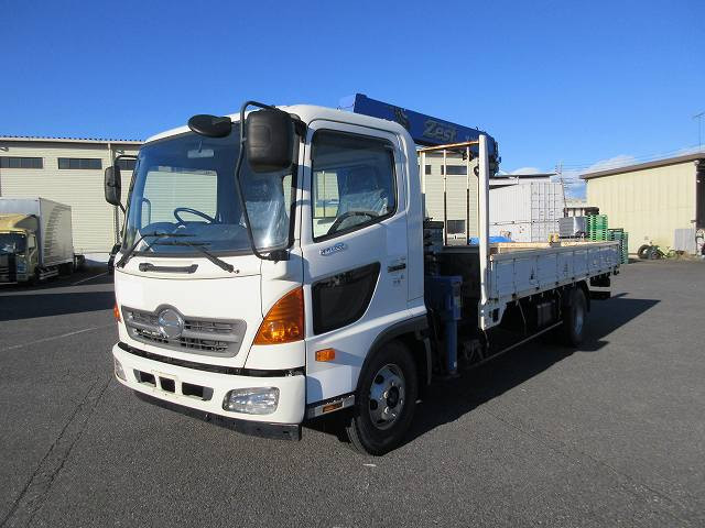 日野　クレーン付