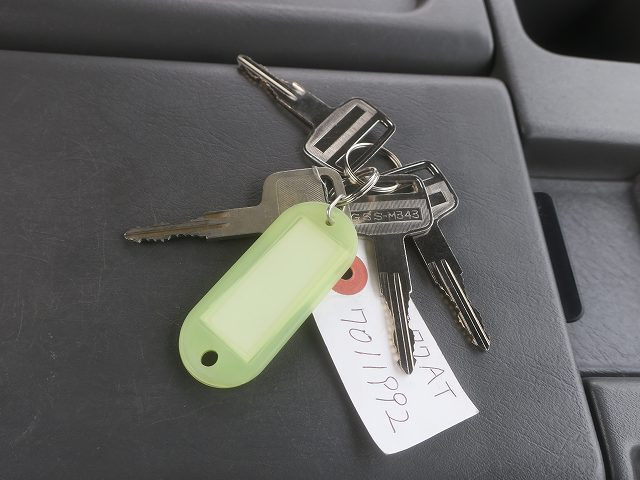 中古トラック いすゞコンクリートミキサー車 ＃23