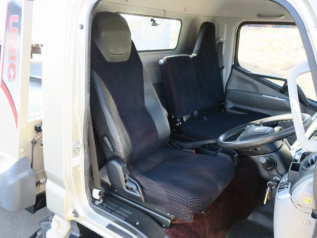 中古トラック 三菱ふそうセーフティーローダー（車載車） ＃20