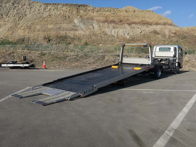 中古トラック 三菱ふそうセーフティーローダー（車載車） ＃7