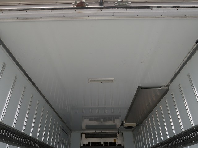 中古トラック 三菱ふそう冷凍バン ＃6