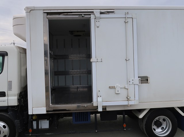 中古トラック 三菱ふそう冷凍バン ＃9
