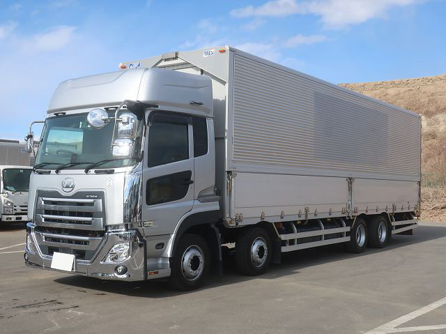 2021 UD Trucks Quon, large aluminum wing, 4-axle low floor, snow melting specification, 9600 body, high roof, 390 horsepower. ★Raku-Nori Pack installed!★