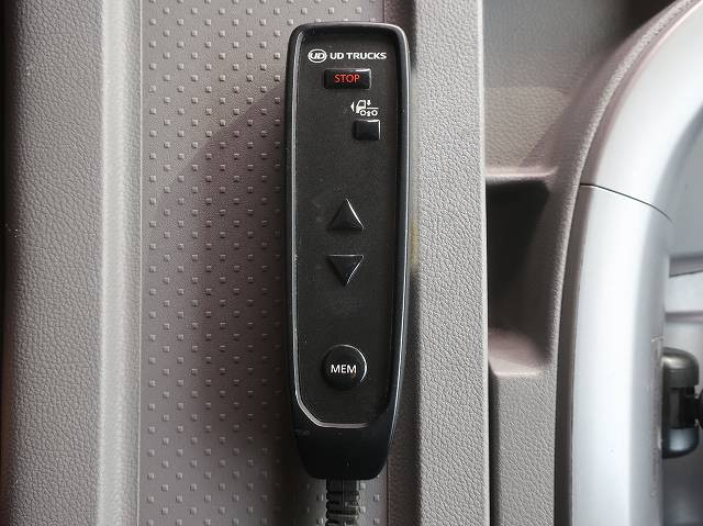 中古トラック UDトラックス クオン 大型アルミウィング