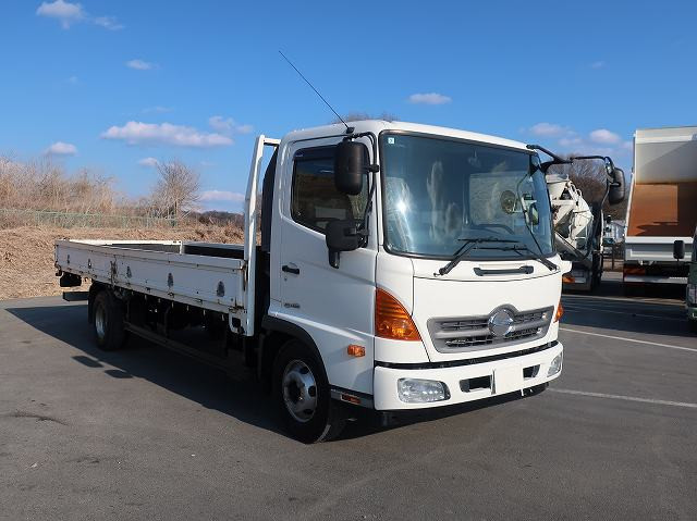 中古トラック 日野 レンジャー 中型平ボディ