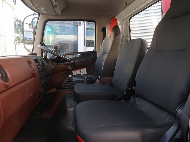 中古トラック 日野 レンジャー 中型クレーン付平ボディ