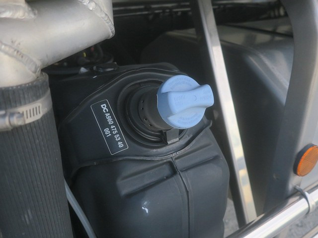 中古トラック 三菱ふそう冷凍バン ＃12