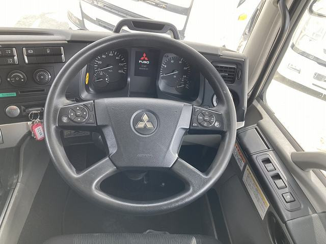 中古トラック 三菱ふそう スーパーグレート 大型冷凍バン