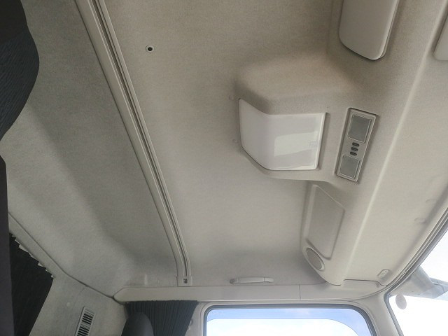 中古トラック 三菱ふそう スーパーグレート 大型冷凍バン