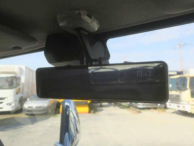 中古トラック 日野 デュトロ 3tダンプ