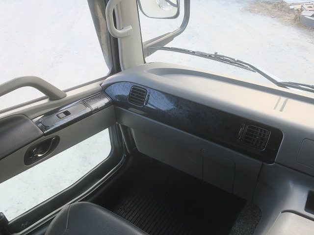 中古トラック 三菱ふそう スーパーグレート トラクタヘッド