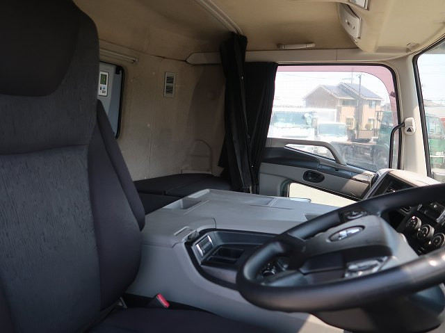 中古トラック 三ツ渕 スーパーグレート 大型平ボディアルミブロック