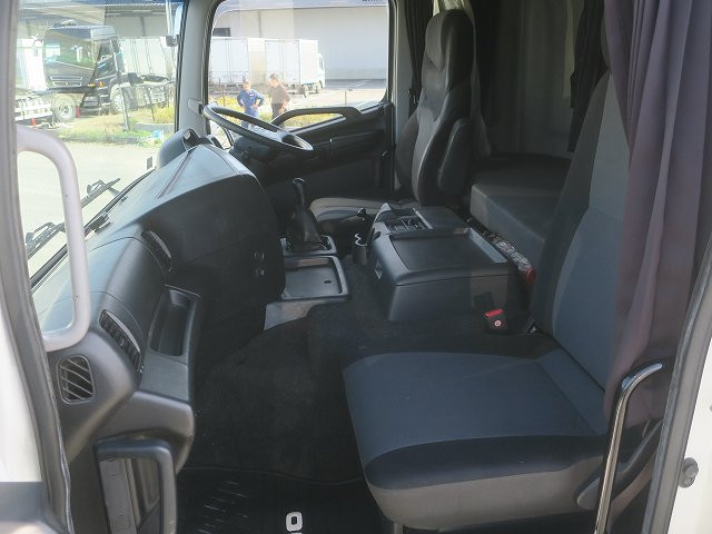 中古トラック 日野 プロフィア 大型平ボディアルミブロック