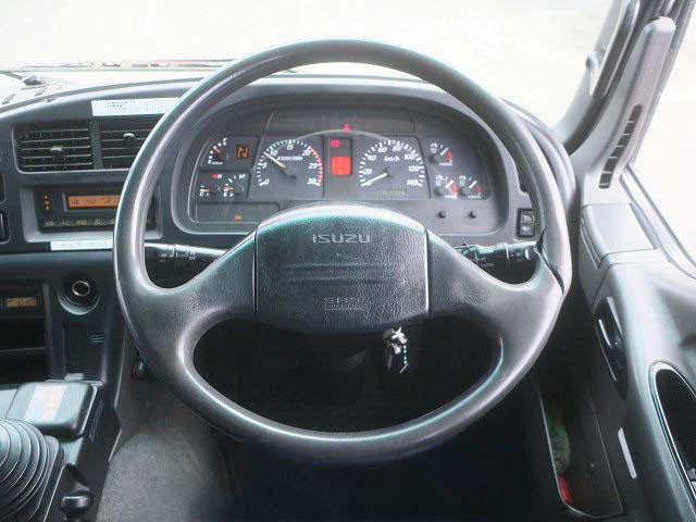 中古トラック いすゞアルミウィング ＃15