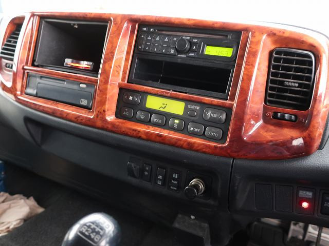中古トラック 日野クレーン付平ボディ ＃24