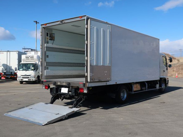 中古トラック 日野 レンジャー 中型冷凍バン