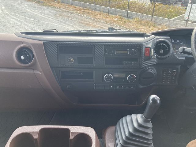 中古トラック 日野 レンジャー 中型アルミウィング