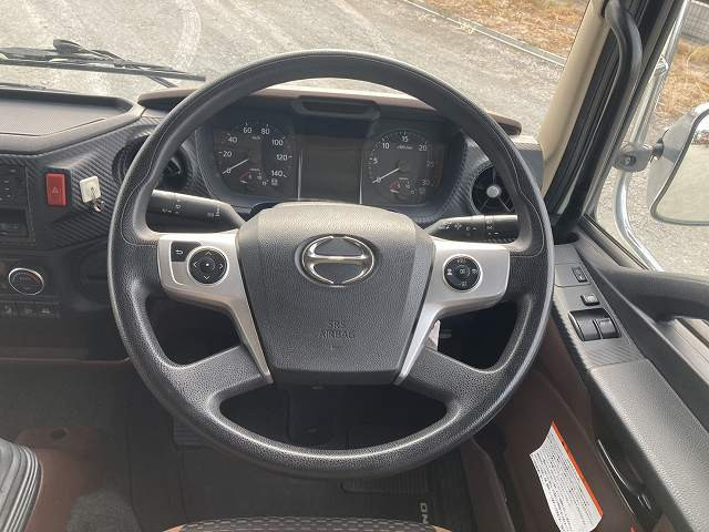 中古トラック 日野 レンジャー 中型アルミウィング