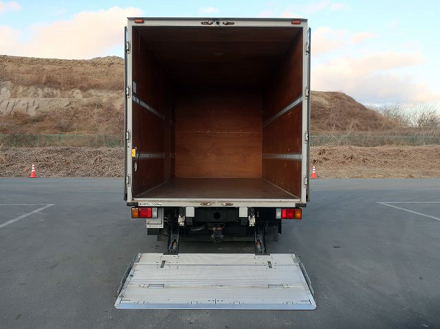 中古トラック いすゞアルミバン ＃7