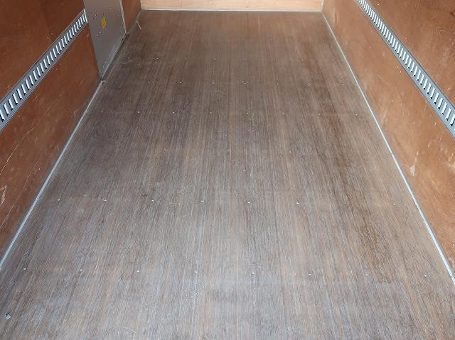 中古トラック いすゞアルミバン ＃8