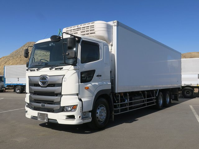 中古トラック 日野冷凍バン