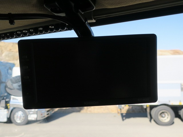 中古トラック 日野冷凍バン ＃19