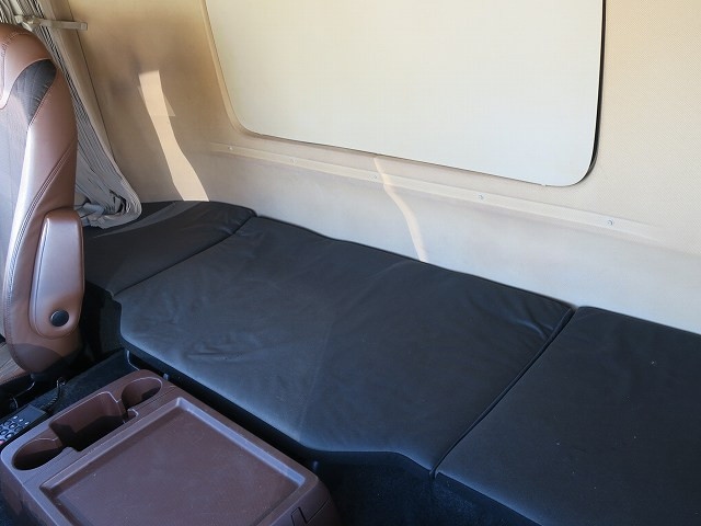 中古トラック 日野冷凍バン ＃23