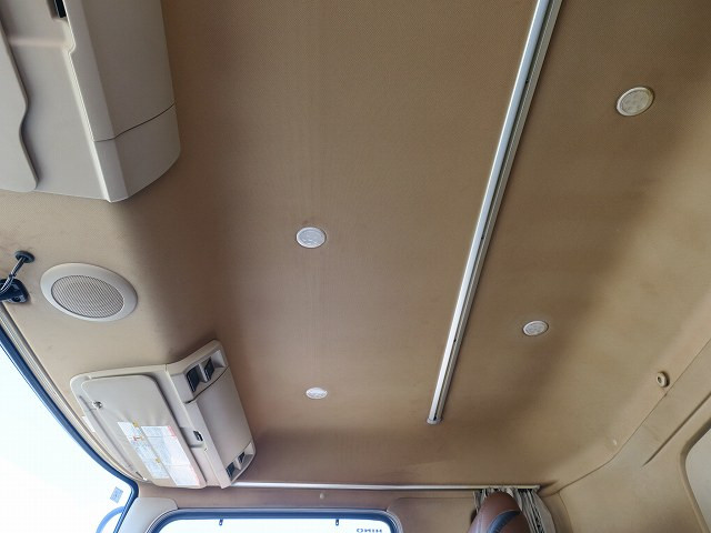 中古トラック 日野冷凍バン ＃24